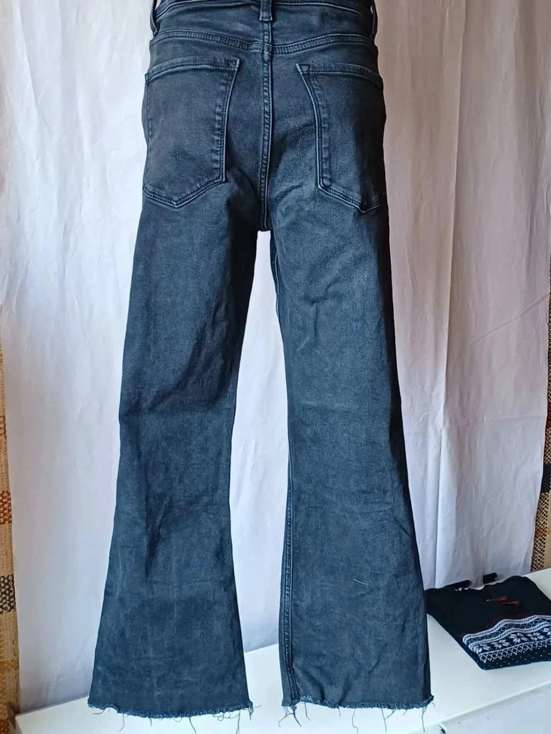 Jean mango flare cropped noir 40
